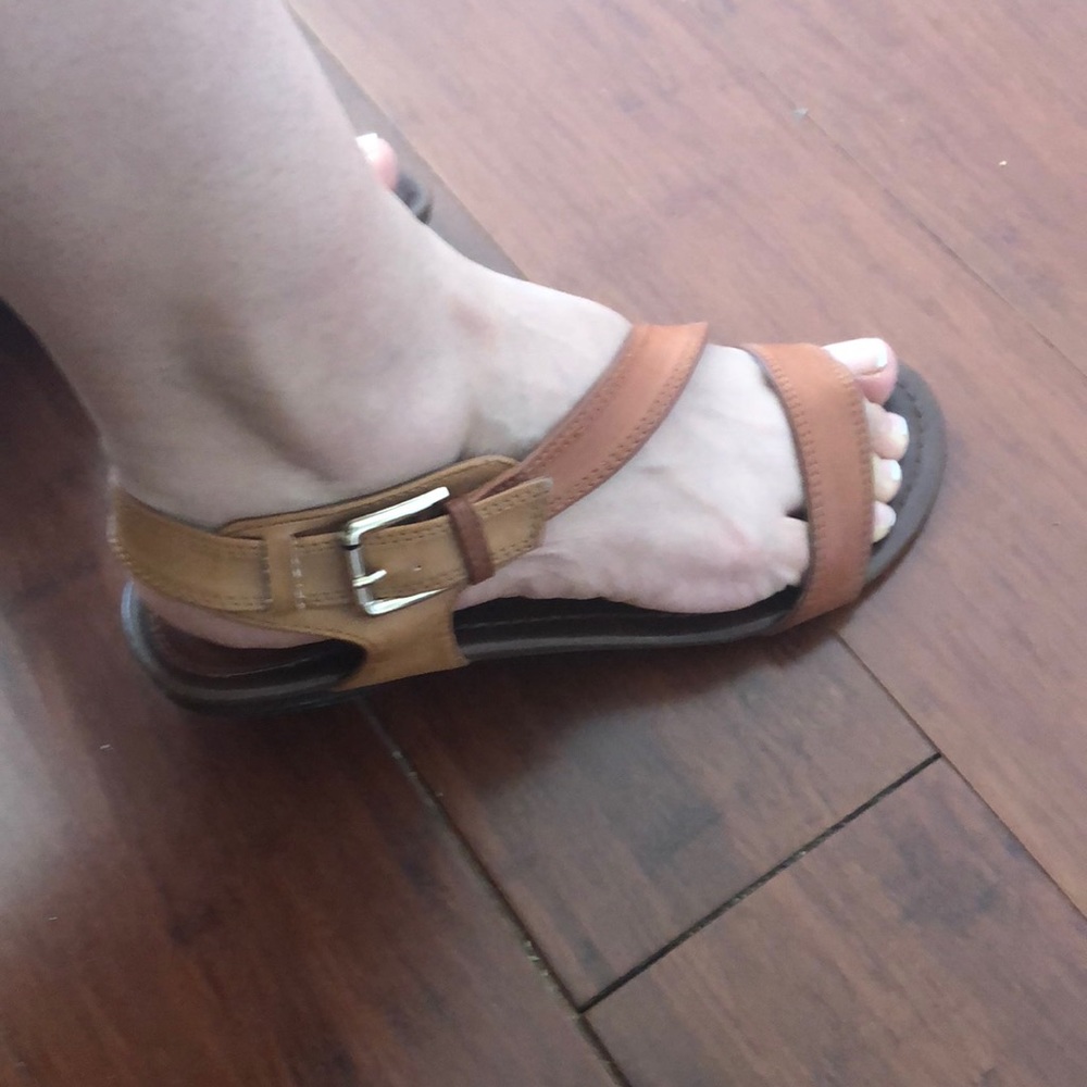 Brown sandals - Picture 4 of 4